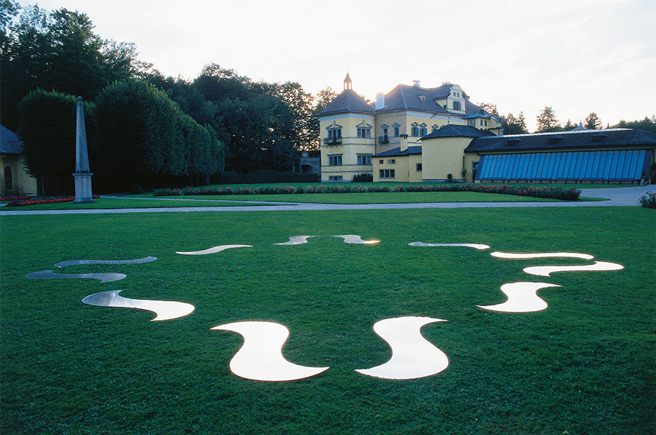 M. E. Prigges "Licht-Installation" im Schlosspark von Hellbrunn